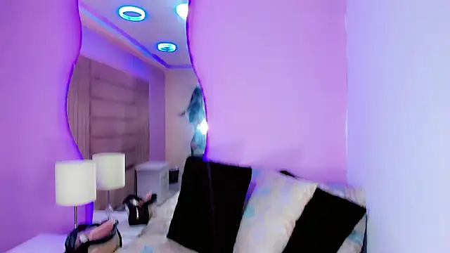 Shanelengel online show from April 17, 9:29 pm