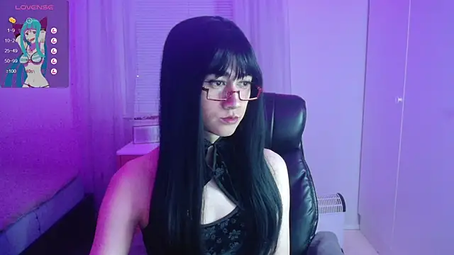 Snapshot of lewd_pillows chatting on February 3, 6:17 pm lewd pillows online show from February 3, 6:17 pm