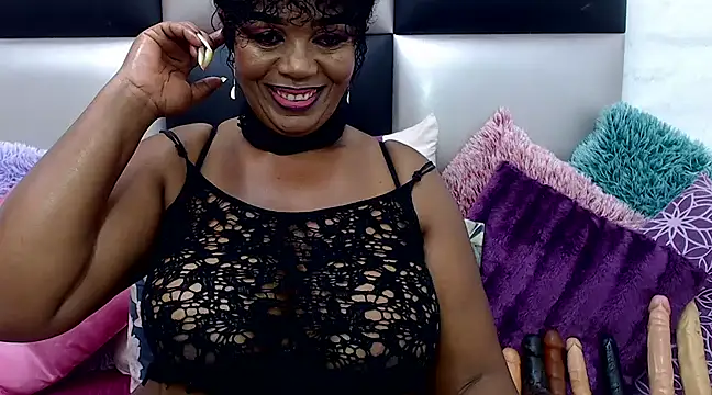 Snapshot of MATURExxxASS chatting on February 7, 10:30 pm MATURExxxASS online show from February 7, 10:30 pm