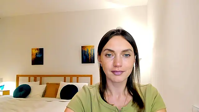 Snapshot of LovelyeeMia chatting on December 7, 6:15 pm LovelyeeMia online show from December 7, 6:15 pm