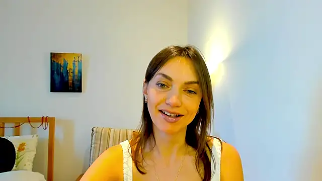 Snapshot of LovelyeeMia chatting on December 23, 7:17 am LovelyeeMia online show from December 23, 7:17 am