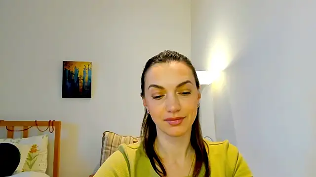 Snapshot of LovelyeeMia chatting on December 24, 12:11 pm LovelyeeMia online show from December 24, 12:11 pm