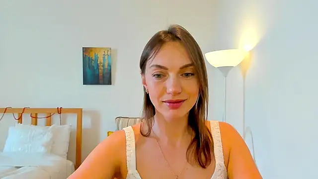 Snapshot of LovelyeeMia chatting on January 2, 10:16 am LovelyeeMia online show from January 2, 10:16 am