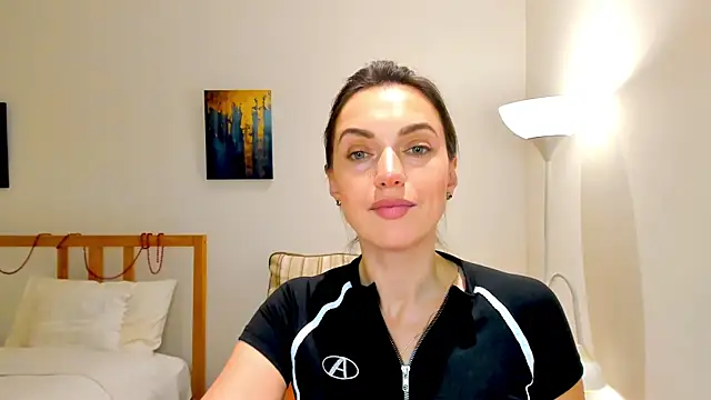 Snapshot of LovelyeeMia chatting on January 7, 2:41 pm LovelyeeMia online show from January 7, 2:41 pm