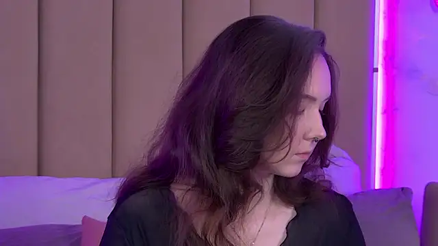 Snapshot of IreneRaye chatting on February 16, 7:54 pm IreneRaye online show from February 16, 7:54 pm