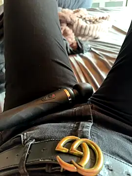 Snapshot of Ana-05 chatting on September 13, 10:48 am Ana-05 online show from September 13, 10:48 am