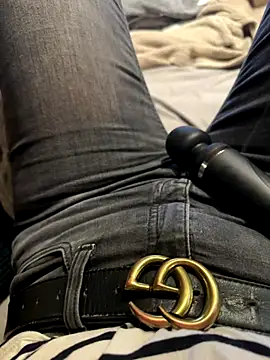 Snapshot of Ana-05 chatting on October 28, 7:16 pm Ana-05 online show from October 28, 7:16 pm