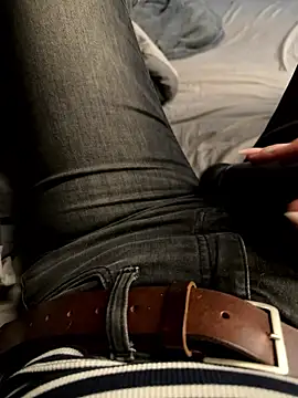 Snapshot of Ana-05 chatting on January 11, 8:36 pm Ana-05 online show from January 11, 8:36 pm