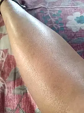 Snapshot of lakey91girl chatting on February 3, 5:29 am lakey91girl online show from February 3, 5:29 am