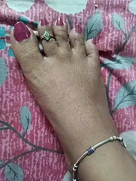 Snapshot of lakey91girl chatting on September 24, 1:03 pm lakey91girl online show from September 24, 1:03 pm