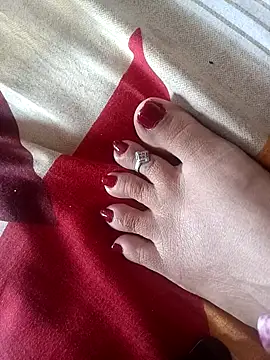 Snapshot of lakey91girl chatting on February 5, 5:23 am lakey91girl online show from February 5, 5:23 am