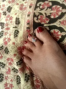 Snapshot of lakey91girl chatting on February 22, 8:13 am lakey91girl online show from February 22, 8:13 am