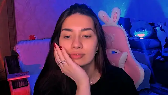 Snapshot of Swee_Alicee chatting on May 6, 10:15 pm Swee Alicee online show from May 6, 10:15 pm