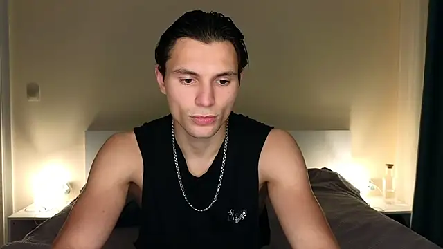 denlover1 online show from April 12, 2:44 pm