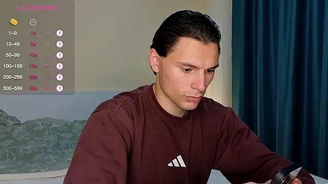 denlover1 online show from April 23, 1:46 pm