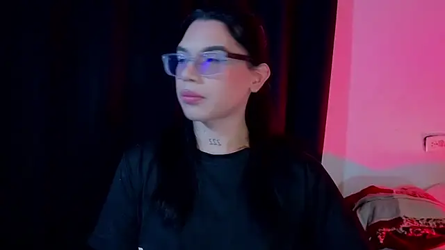 Snapshot of Samantha_Rusell chatting on July 22, 10:01 pm Samantha Rusell online show from July 22, 10:01 pm