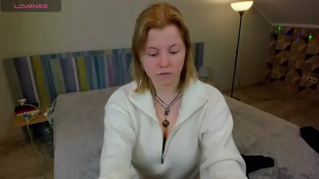Snapshot of LillyDepp chatting on February 19, 1:39 pm LillyDepp online show from February 19, 1:39 pm