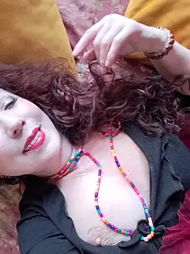 GypsyEsmeralda online show from February 4, 10:32 am