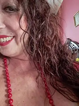 Snapshot of GypsyEsmeralda chatting on July 11, 4:04 am GypsyEsmeralda online show from July 11, 4:04 am