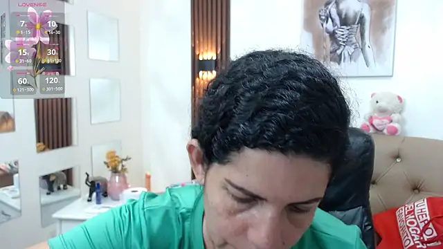 Snapshot of sila_bolum chatting on May 7, 3:06 pm sila bolum online show from May 7, 3:06 pm