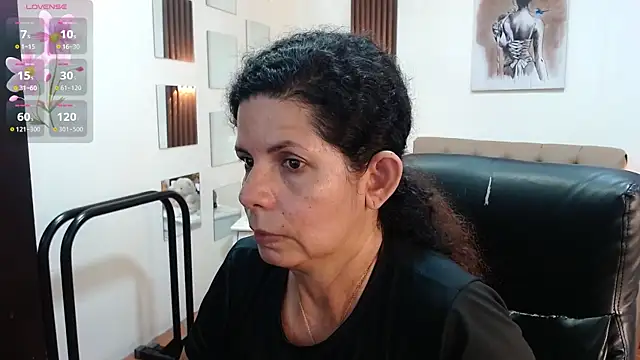 Snapshot of sila_bolum chatting on May 8, 3:39 pm sila bolum online show from May 8, 3:39 pm