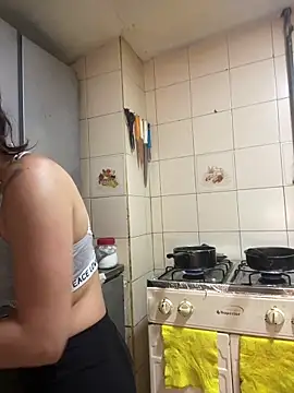 Snapshot of Andi9_ chatting on January 24, 8:11 pm Andi9 online show from January 24, 8:11 pm