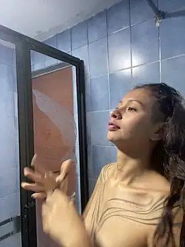 Snapshot of Andi9_ chatting on February 1, 11:58 pm Andi9 online show from February 1, 11:58 pm