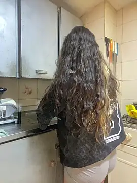 Snapshot of Andi9_ chatting on March 4, 3:00 am Andi9 online show from March 4, 3:00 am