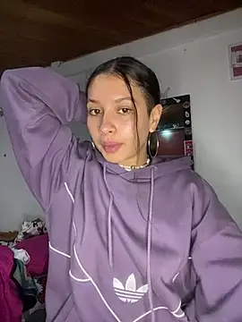 Snapshot of Andi9_ chatting on March 20, 3:13 am Andi9 online show from March 20, 3:13 am