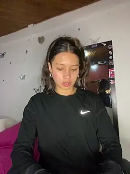 Snapshot of Andi9_ chatting on March 21, 3:22 am Andi9 online show from March 21, 3:22 am