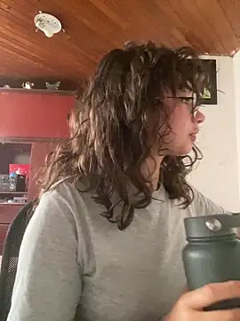 Snapshot of Andi9_ chatting on September 13, 10:09 pm Andi9 online show from September 13, 10:09 pm