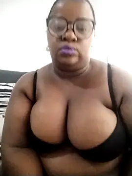 HotBootyBabe90 online show from February 18, 5:03 am