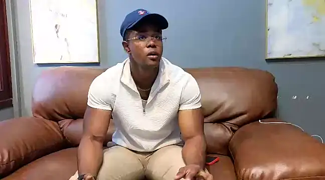 Snapshot of AdonisKnight chatting on January 17, 6:02 pm AdonisKnight online show from January 17, 6:02 pm