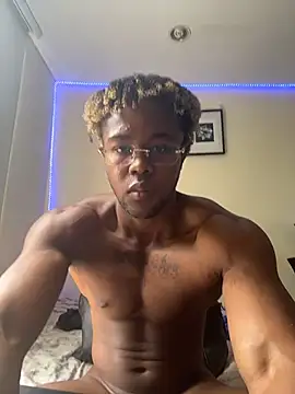 Snapshot of AdonisKnight chatting on October 22, 3:45 pm AdonisKnight online show from October 22, 3:45 pm