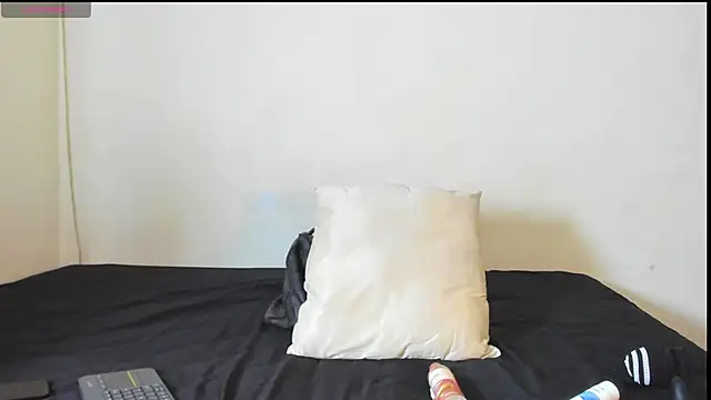 Snapshot of AdonisKnight chatting on November 27, 9:06 pm AdonisKnight online show from November 27, 9:06 pm