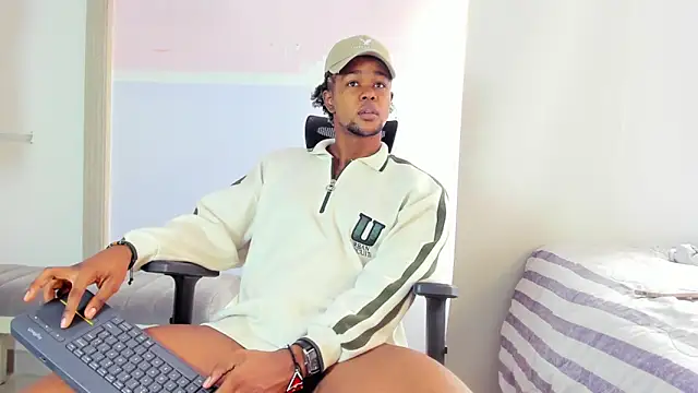 Snapshot of AdonisKnight chatting on March 11, 3:51 pm AdonisKnight online show from March 11, 3:51 pm