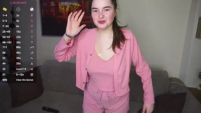 CathrynDail online show from February 27, 6:13 am