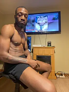 Snapshot of prettyrichie chatting on October 17, 12:36 am prettyrichie online show from October 17, 12:36 am