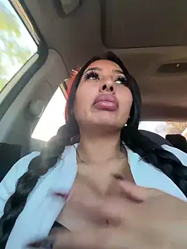 Snapshot of Anily_Lovely chatting on January 16, 11:47 am Anily Lovely online show from January 16, 11:47 am