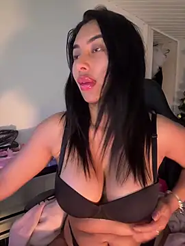 Snapshot of Anily_Lovely chatting on February 14, 6:15 pm Anily Lovely online show from February 14, 6:15 pm