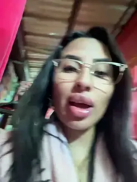 Snapshot of Anily_Lovely chatting on March 1, 1:40 am Anily Lovely online show from March 1, 1:40 am