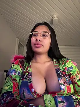 Anily Lovely online show from March 4, 10:49 pm