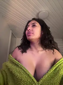 Snapshot of Anily_Lovely chatting on June 10, 2:12 am Anily Lovely online show from June 10, 2:12 am