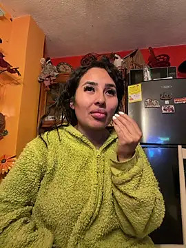 Snapshot of Anily_Lovely chatting on June 18, 2:23 am Anily Lovely online show from June 18, 2:23 am