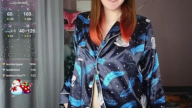 CassieJuice69 online show from December 25, 9:00 pm