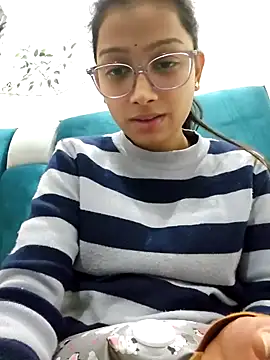 Snapshot of Aleena_Rai chatting on December 18, 7:30 pm Aleena Rai online show from December 18, 7:30 pm