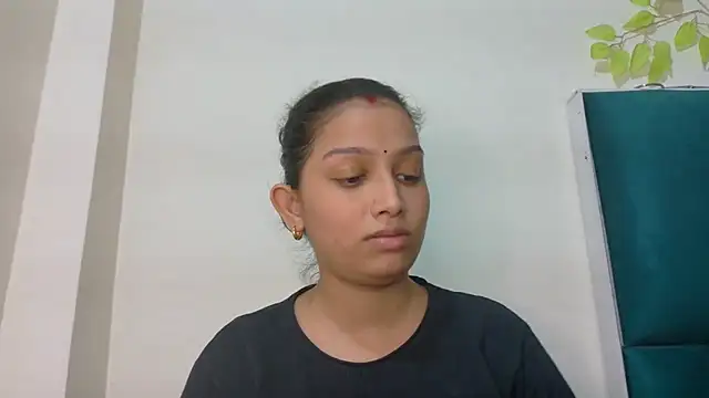 Snapshot of Aleena_Rai chatting on September 25, 5:49 pm Aleena Rai online show from September 25, 5:49 pm