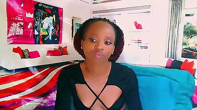 Snapshot of EbonyCreamy69 chatting on December 12, 9:26 pm EbonyCreamy69 online show from December 12, 9:26 pm