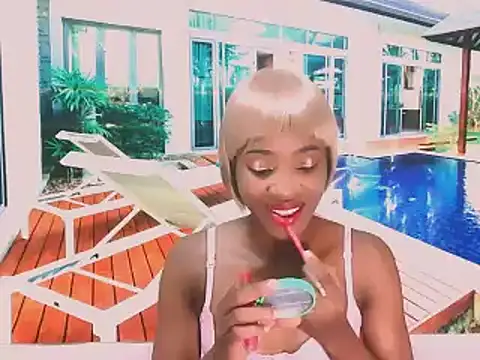 Snapshot of EbonyCreamy69 chatting on February 12, 6:19 pm EbonyCreamy69 online show from February 12, 6:19 pm