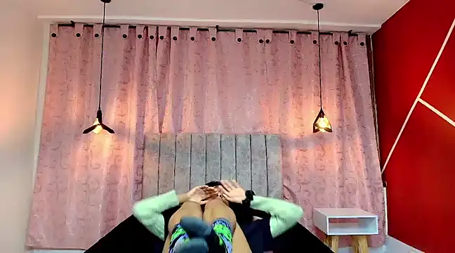 Zia Green online show from March 8, 10:45 pm